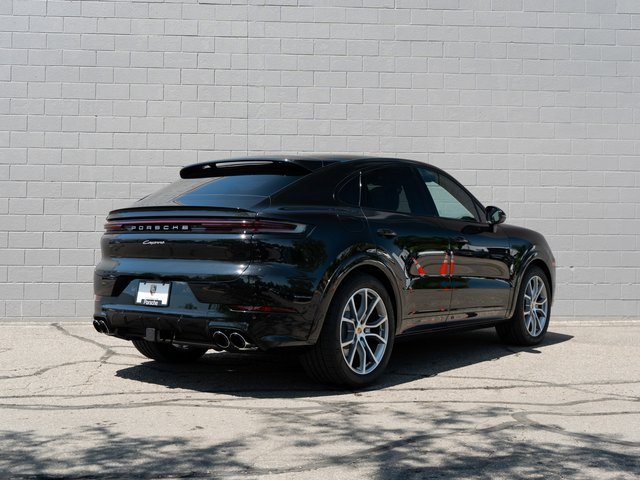 New 2025 Porsche Cayenne Coupe image 7
