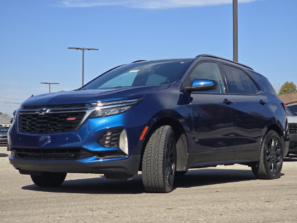 Used 2023 Chevrolet Equinox RS FWD image 10