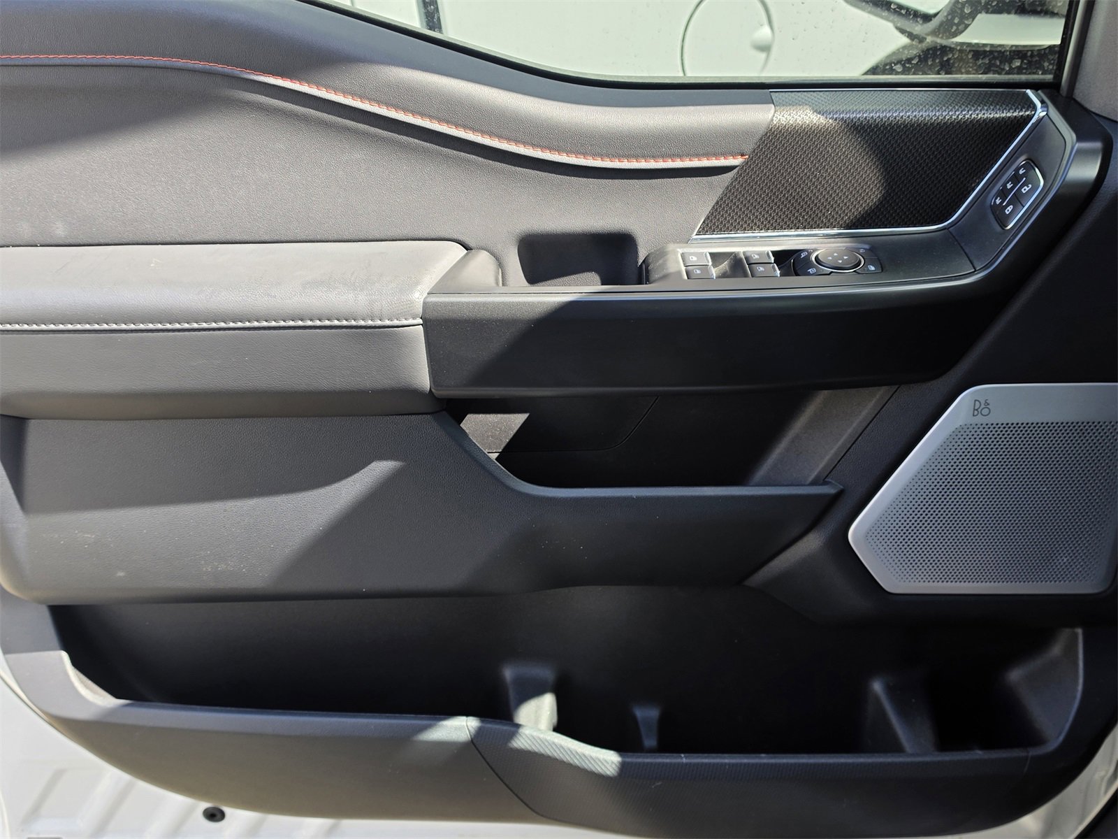 Used 2025 Ford F150 Raptor image 8