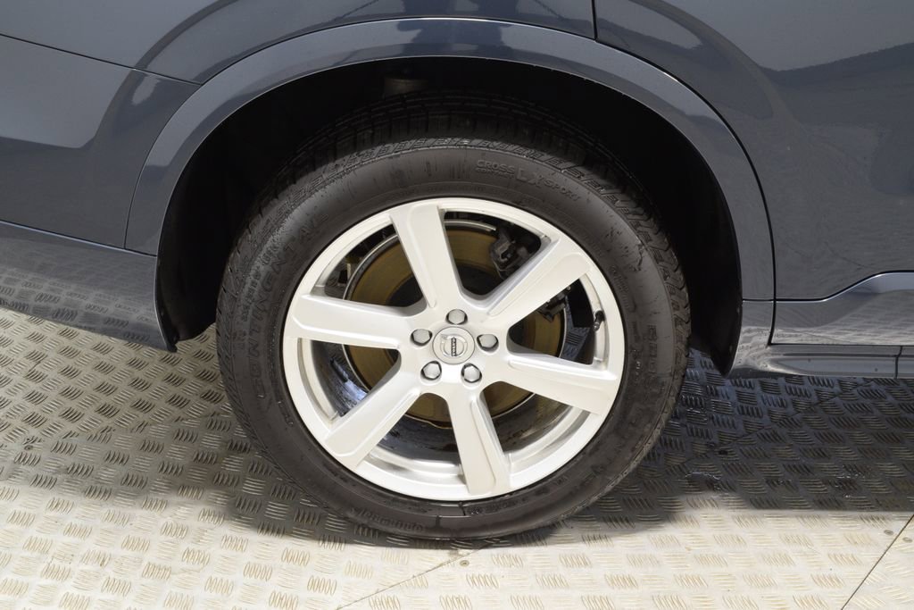 Used 2023 Volvo XC90 B5 Core image 36