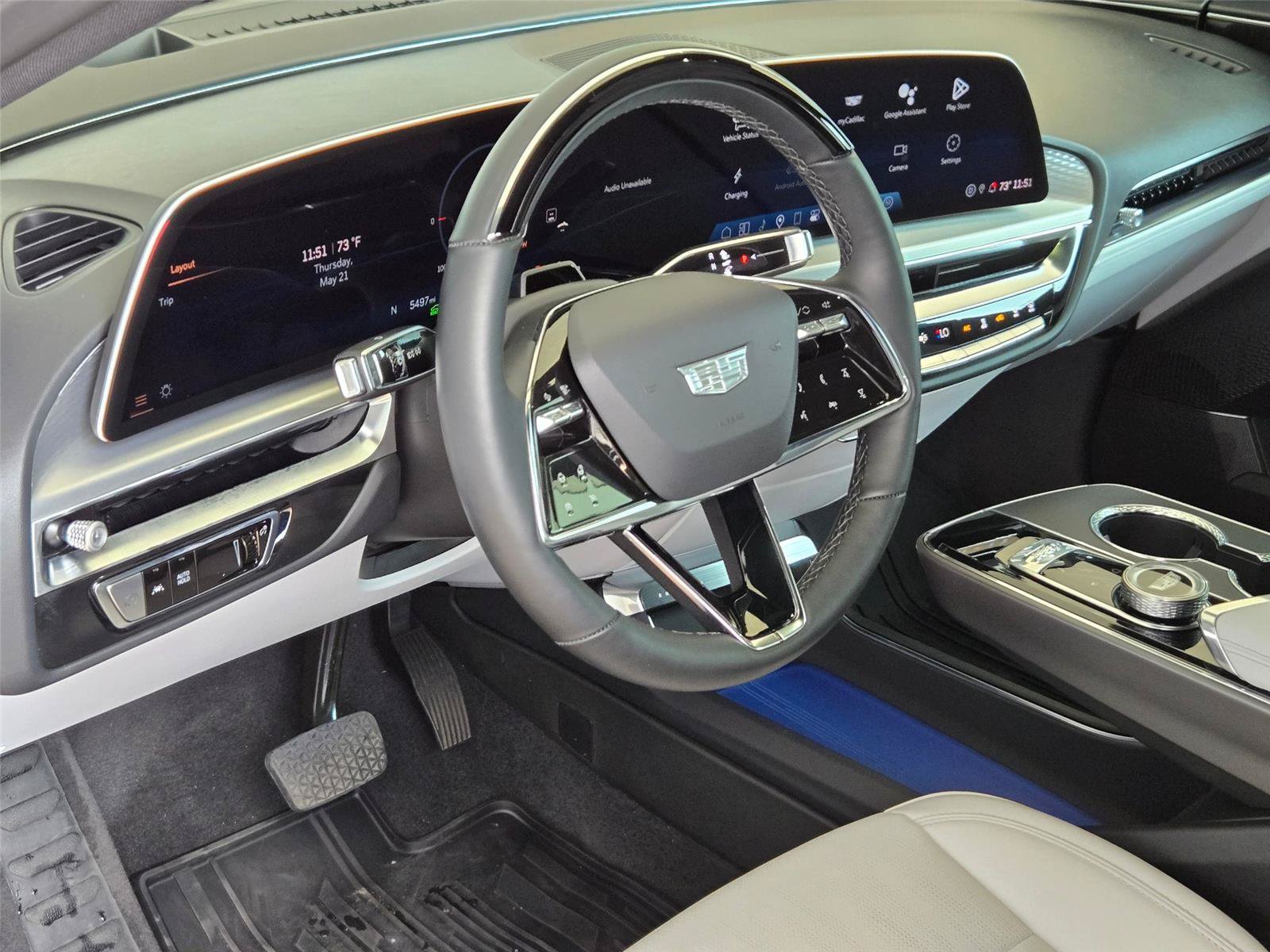 New 2026 Cadillac Lyriq Premium Luxury AWD/4WD image 10