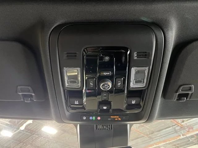 New 2026 Chevrolet Tahoe RST w/ Advanced Technology Package AWD/4WD image 18
