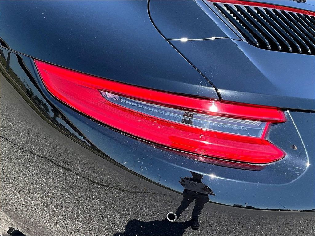 Used 2019 Porsche 911 Carrera RWD image 21