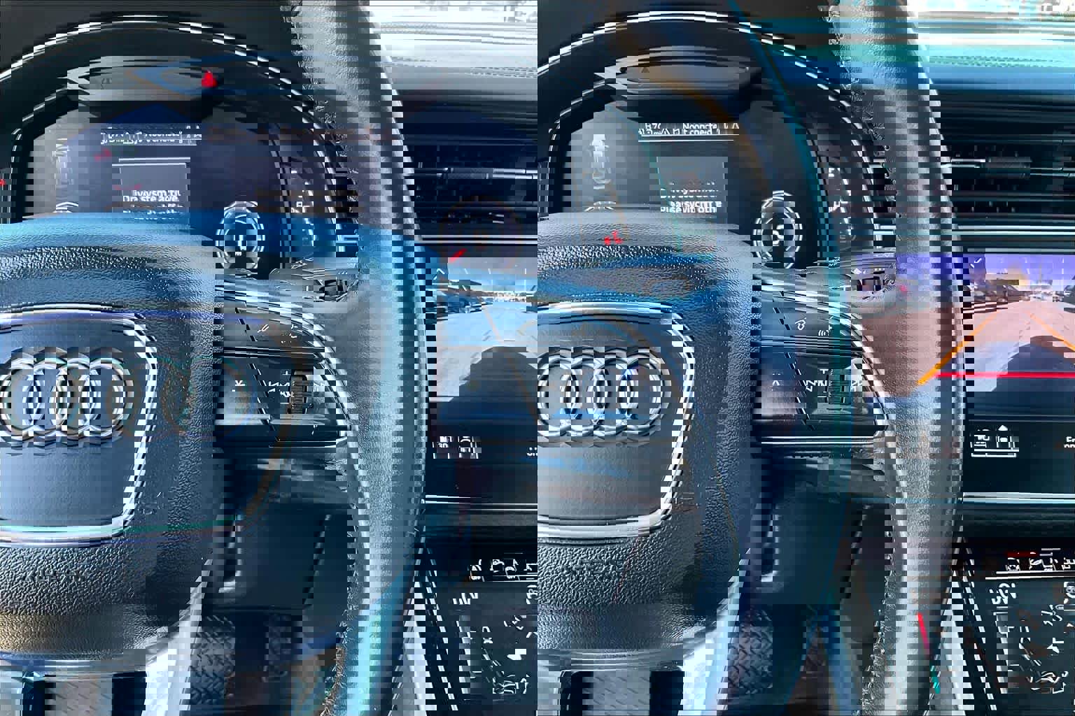 Used 2019 Audi Q8 Prestige w/ Luxury Package image 25