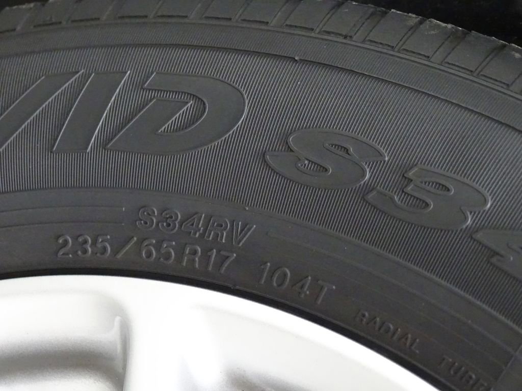 Used 2024 Chrysler Pacifica Touring-L image 44