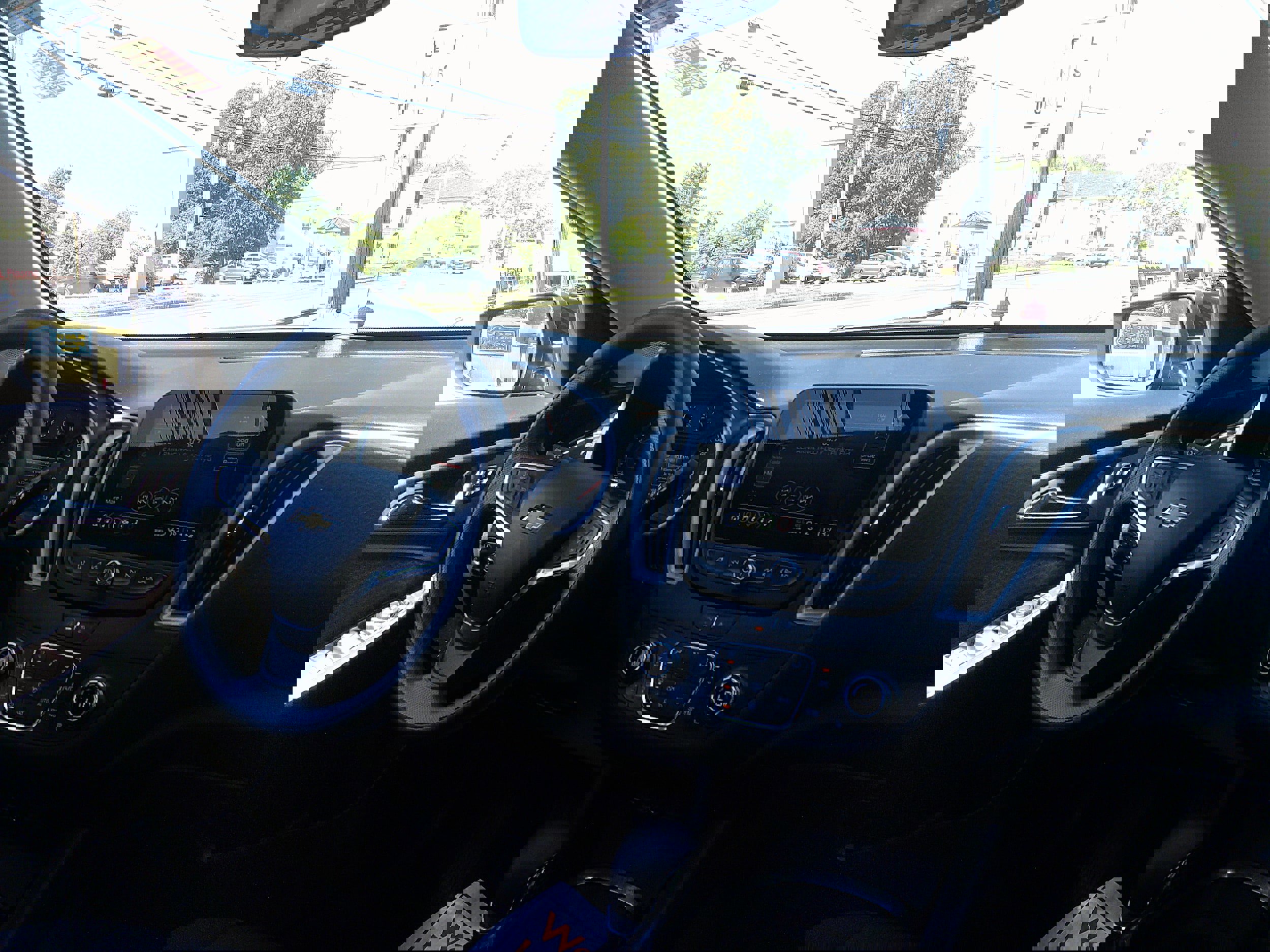 Used 2022 Chevrolet Malibu LT image 25