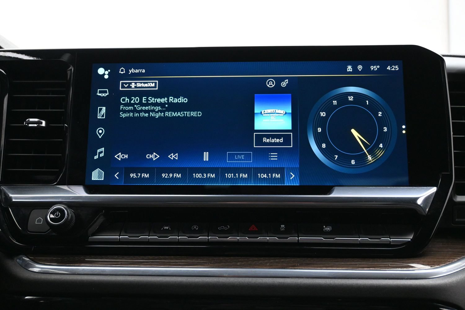 Used 2023 Chevrolet Silverado 1500 LT RWD image 33