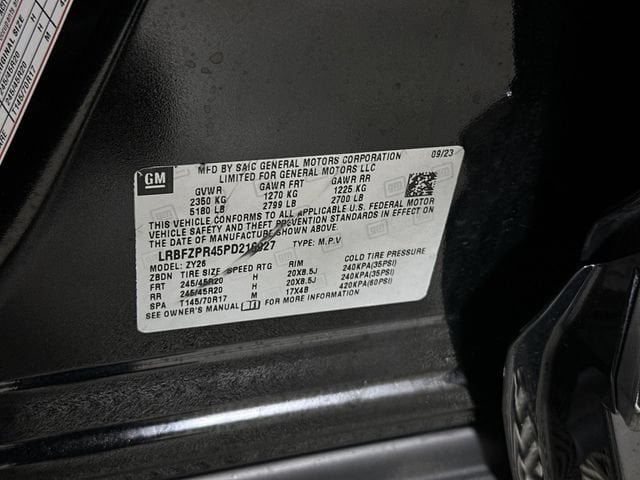 Used 2023 Buick Envision Essence w/ Sport Touring Package AWD/4WD image 35