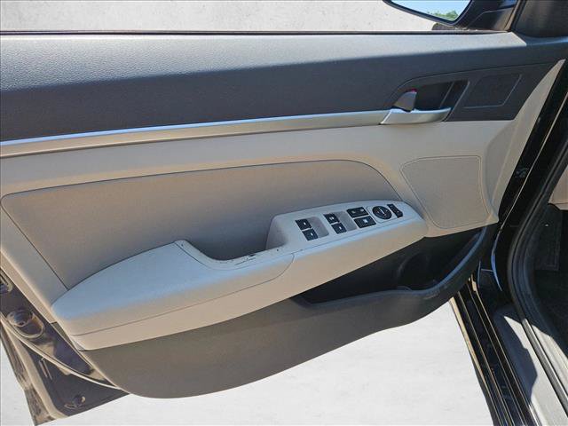 Used 2020 Hyundai Elantra SEL w/ Cargo Package (C1) FWD image 13