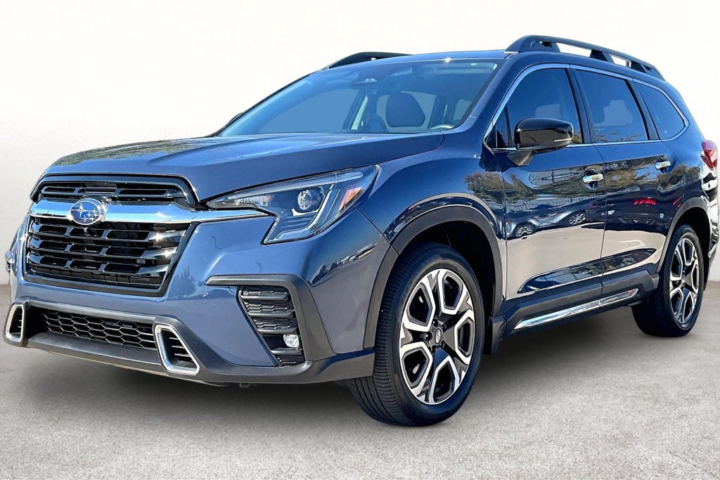 Used 2025 Subaru Ascent Touring w/ Popular Package #1 AWD/4WD image 5