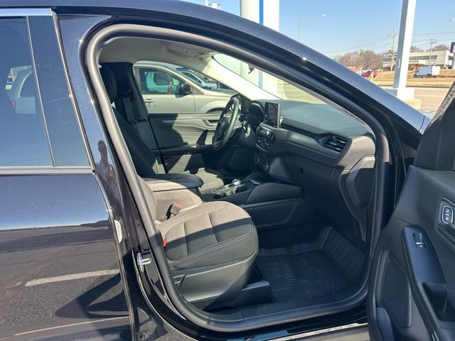 Used 2024 Ford Escape Active w/ Cold Weather Package image 18