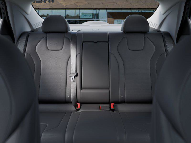 New 2026 Hyundai Elantra Limited image 12