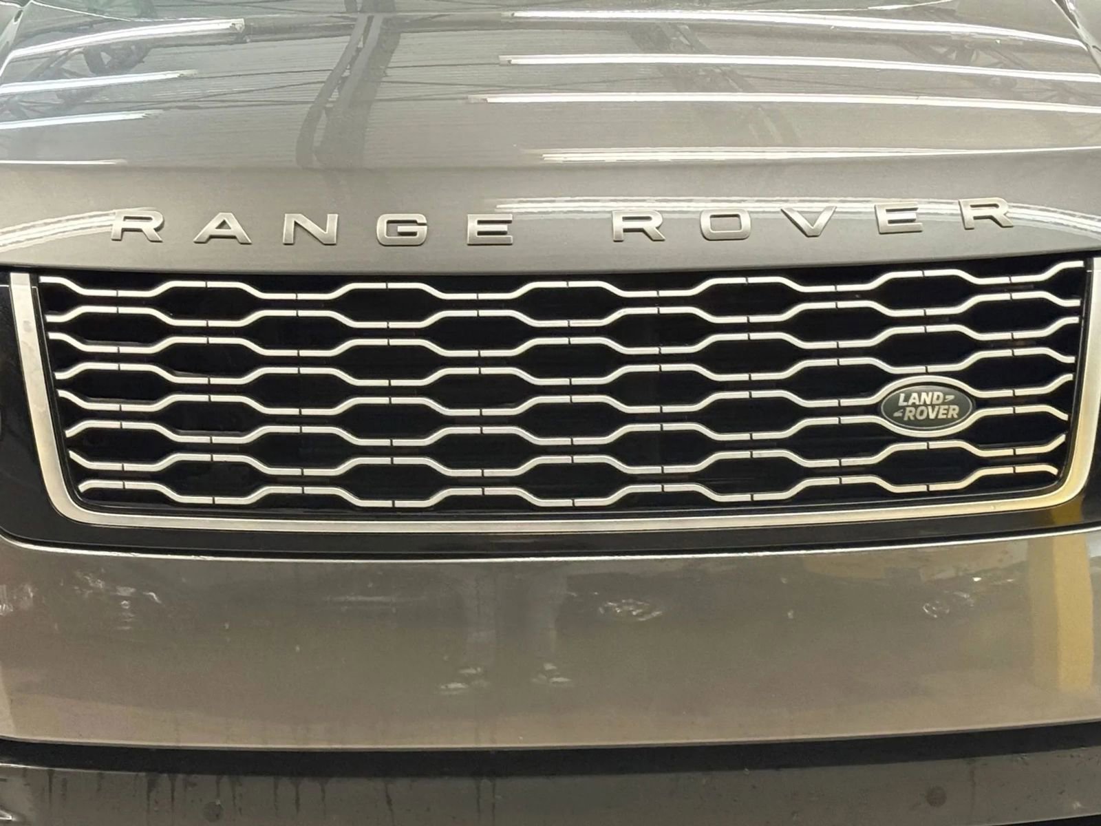Used 2019 Land Rover Range Rover HSE image 5