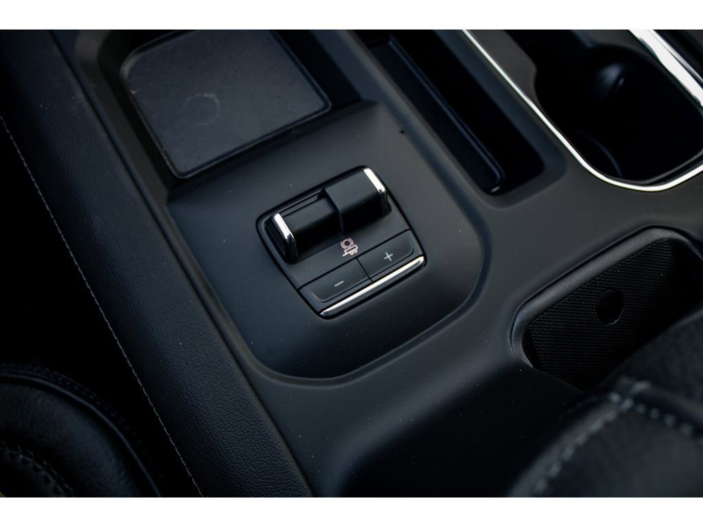 New 2026 GMC Sierra 3500 Denali w/ Denali Reserve Package image 38