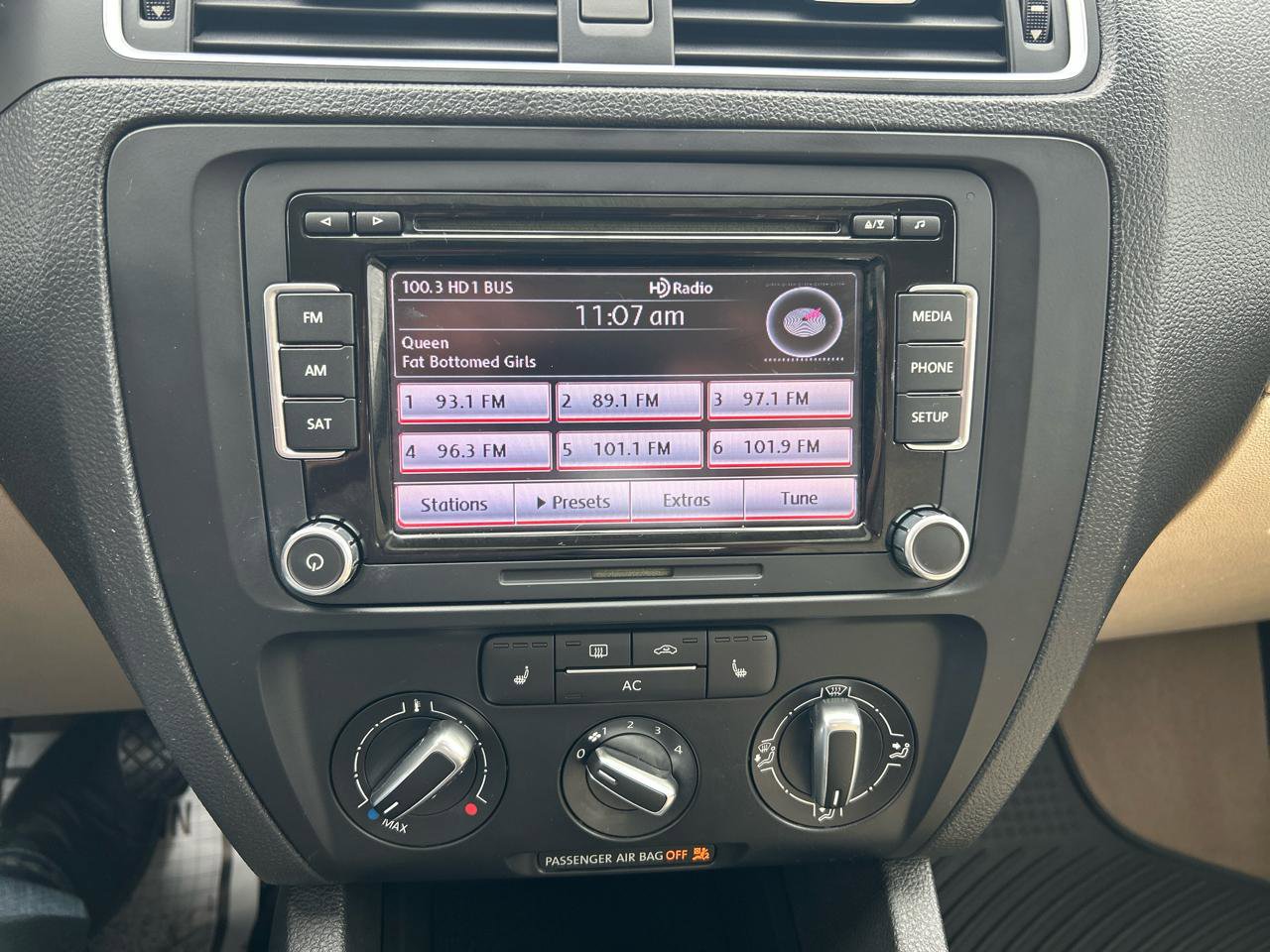 Used 2012 Volkswagen Jetta SE FWD image 18