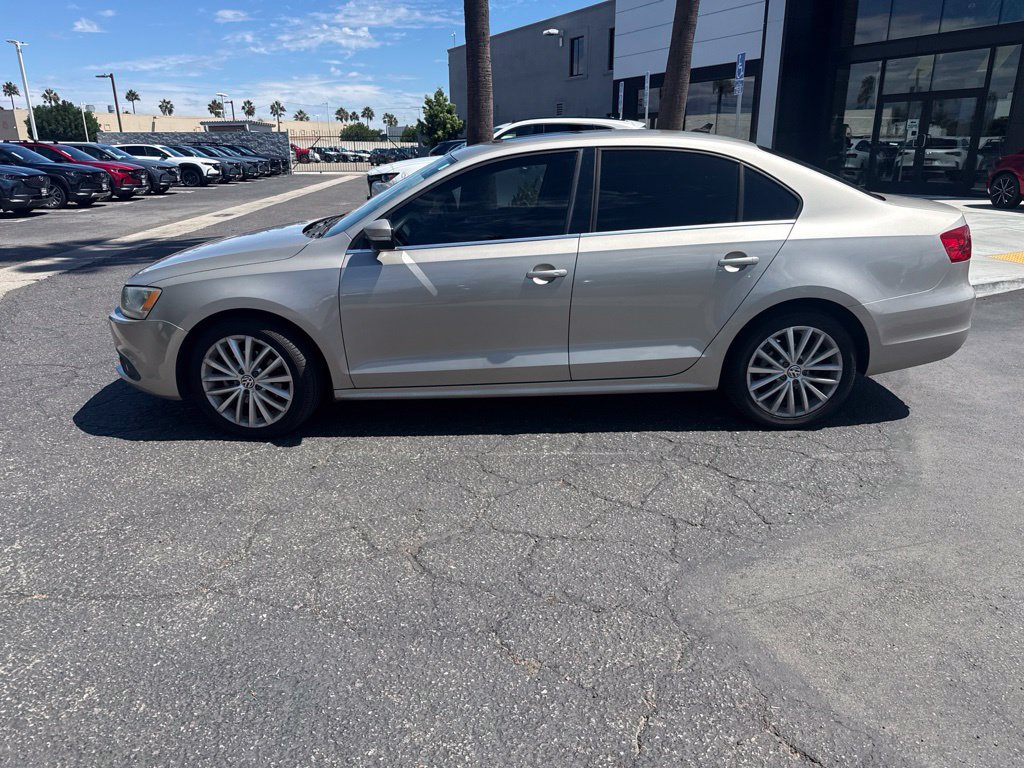 Used 2013 Volkswagen Jetta SEL FWD image 8