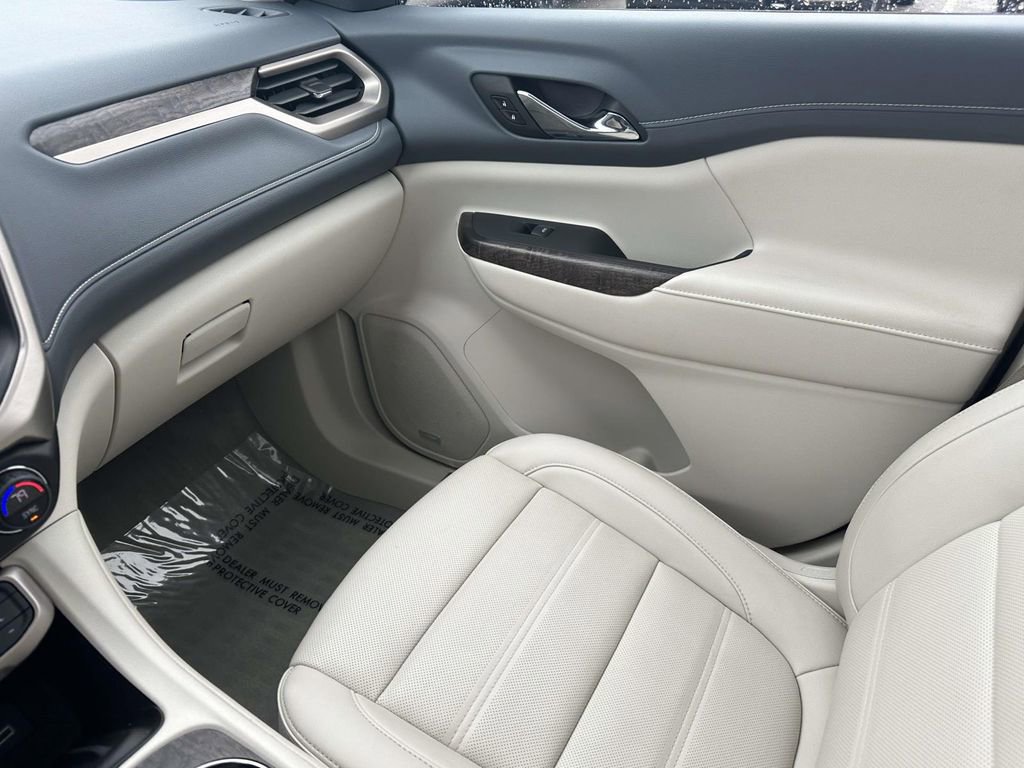 Certified 2023 GMC Acadia Denali w/ Denali Technology Package image 36