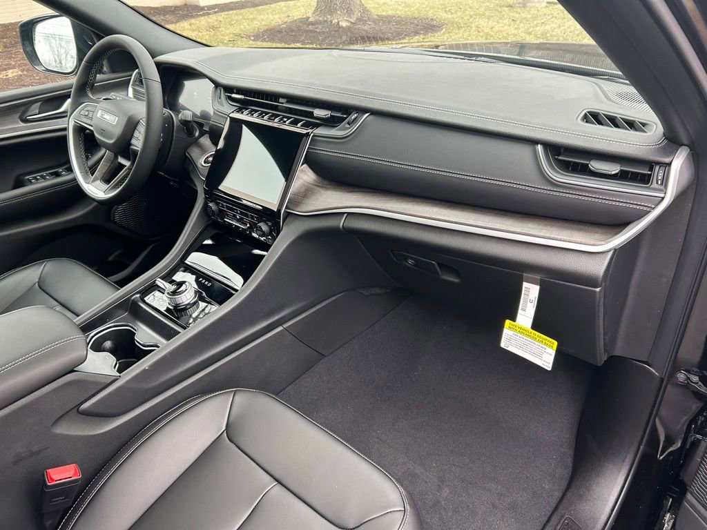 New 2025 Jeep Grand Cherokee Limited image 21