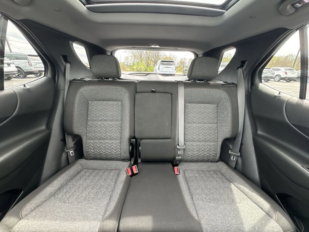 Used 2024 Chevrolet Equinox LT AWD/4WD image 23