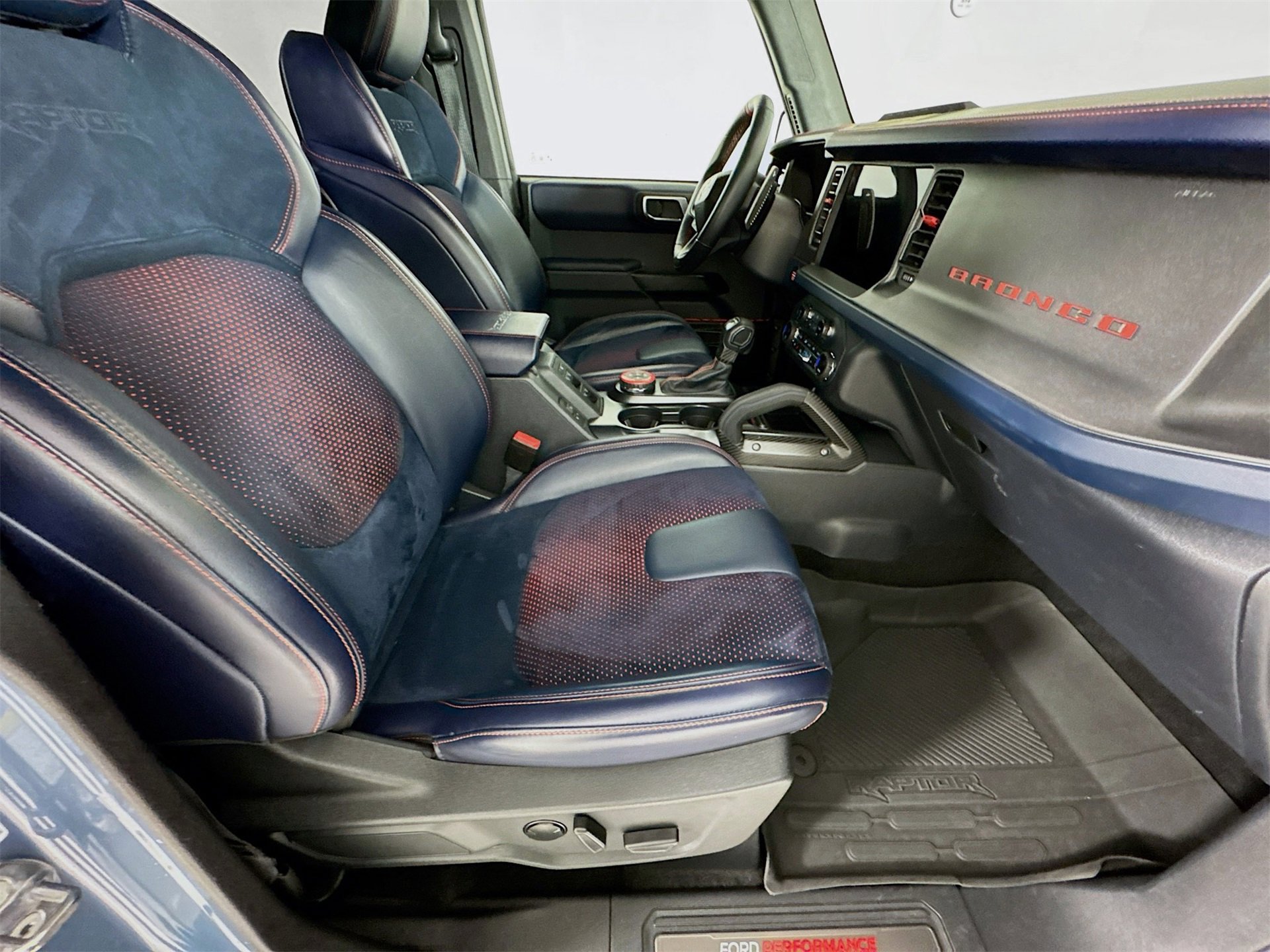 Used 2024 Ford Bronco Raptor w/ Interior Carbon Fiber Pack 6 image 27