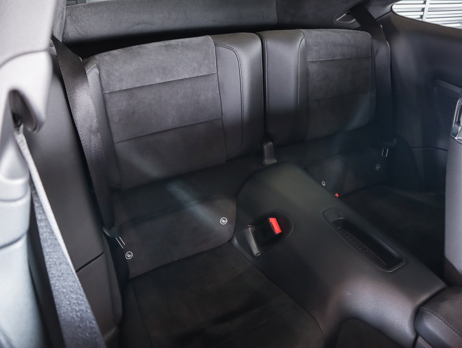 Certified 2018 Porsche 911 Carrera 4 GTS image 6