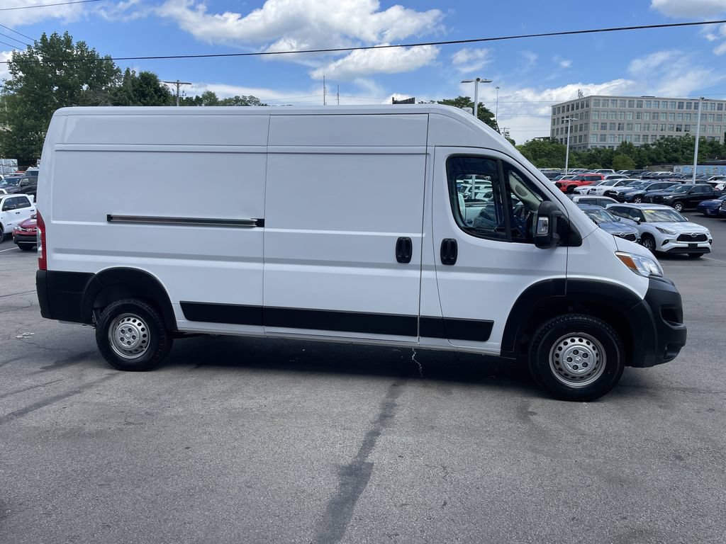 Used 2025 RAM ProMaster 2500 w/ Convenience Group FWD image 7