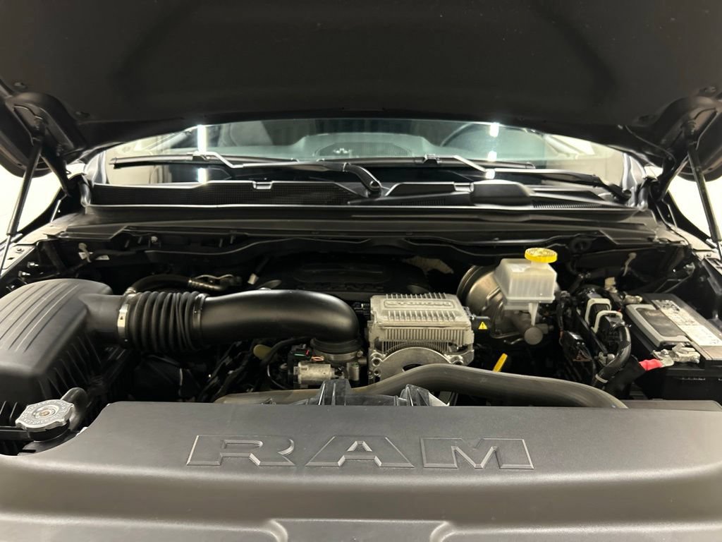 Used 2023 RAM 1500 Big Horn AWD/4WD image 12