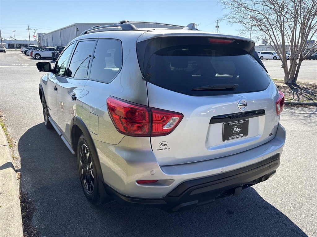 Used 2019 Nissan Pathfinder SL w/ Rock Creek Edition image 3