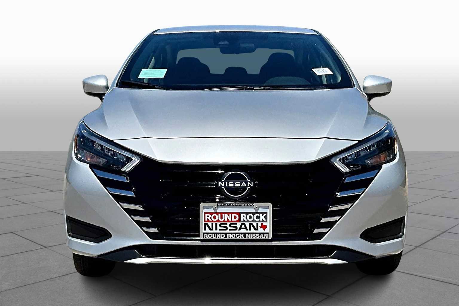 Used 2025 Nissan Versa SV w/ Trunk Package FWD image 3