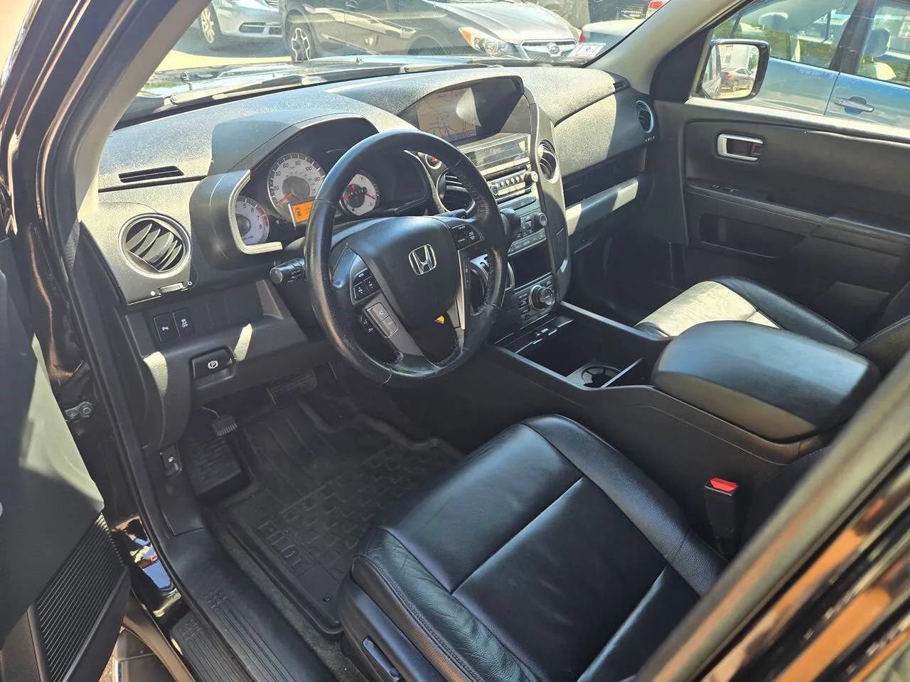Used 2014 Honda Pilot Touring image 27