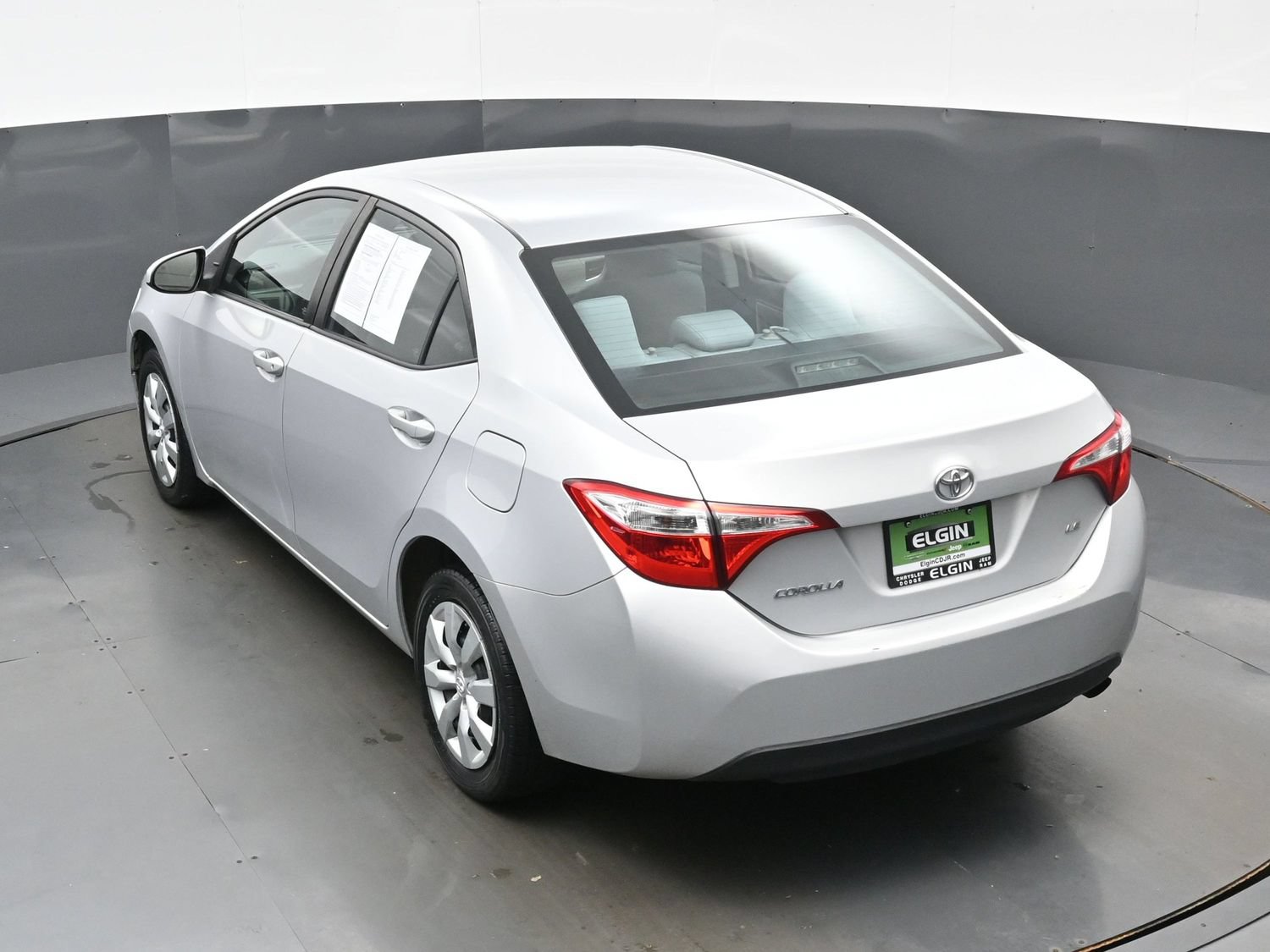 Used 2016 Toyota Corolla LE FWD image 36