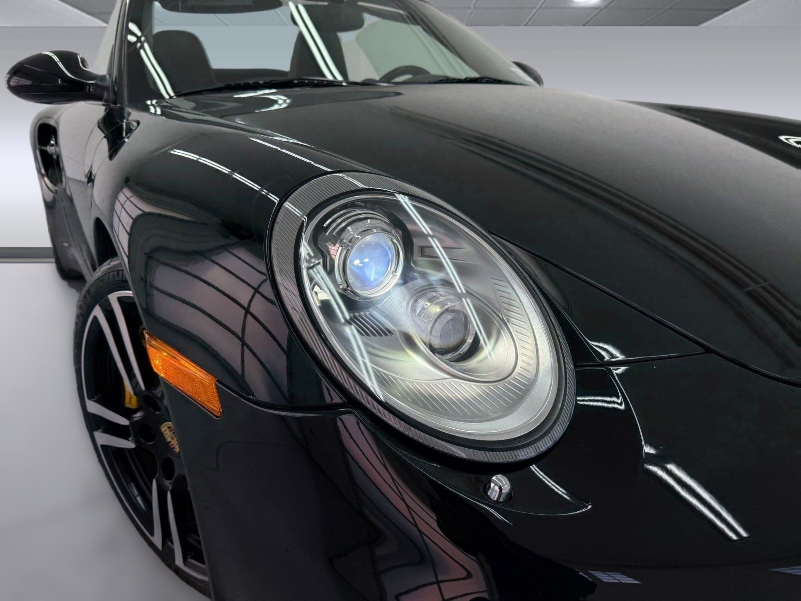 Used 2012 Porsche 911 Turbo S image 10