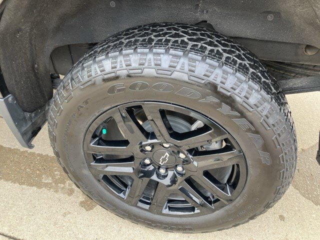 Used 2024 Chevrolet Silverado 1500 Custom w/ LPO, Dark Essentials Package image 25