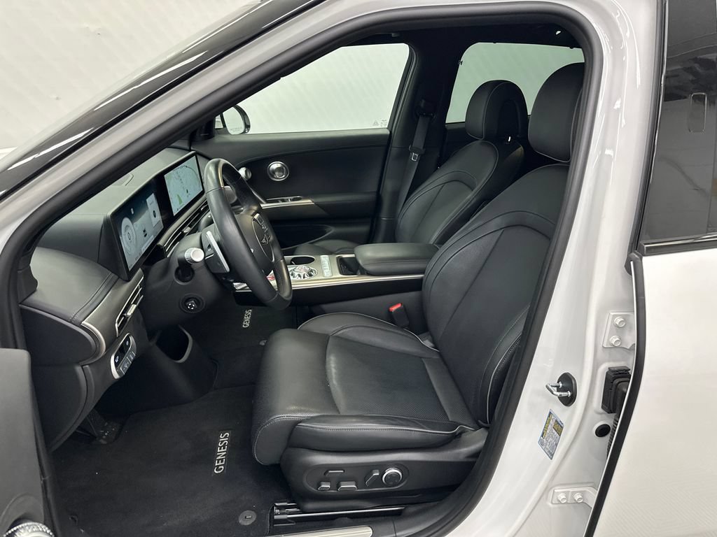 Used 2023 Genesis GV60 Advanced AWD/4WD image 9
