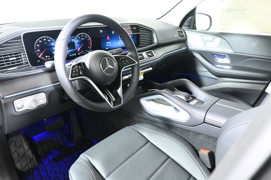New 2026 Mercedes-Benz GLS 450 4MATIC image 14