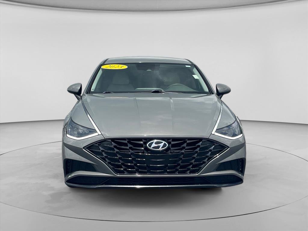 Used 2023 Hyundai Sonata SEL FWD image 2