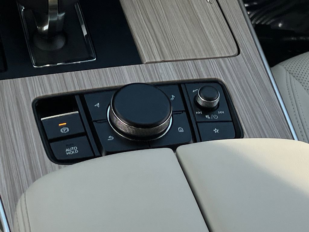 Used 2024 MAZDA CX-90 Plug-In Hybrid w/ Premium Plus image 28