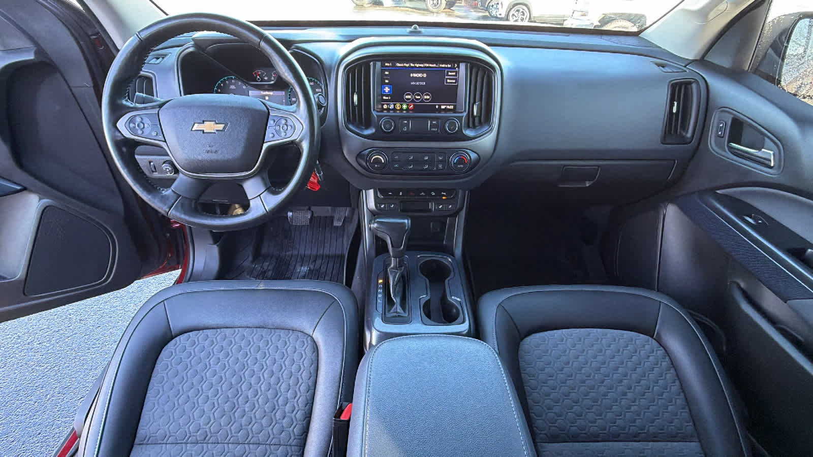 Used 2019 Chevrolet Colorado Z71 image 26