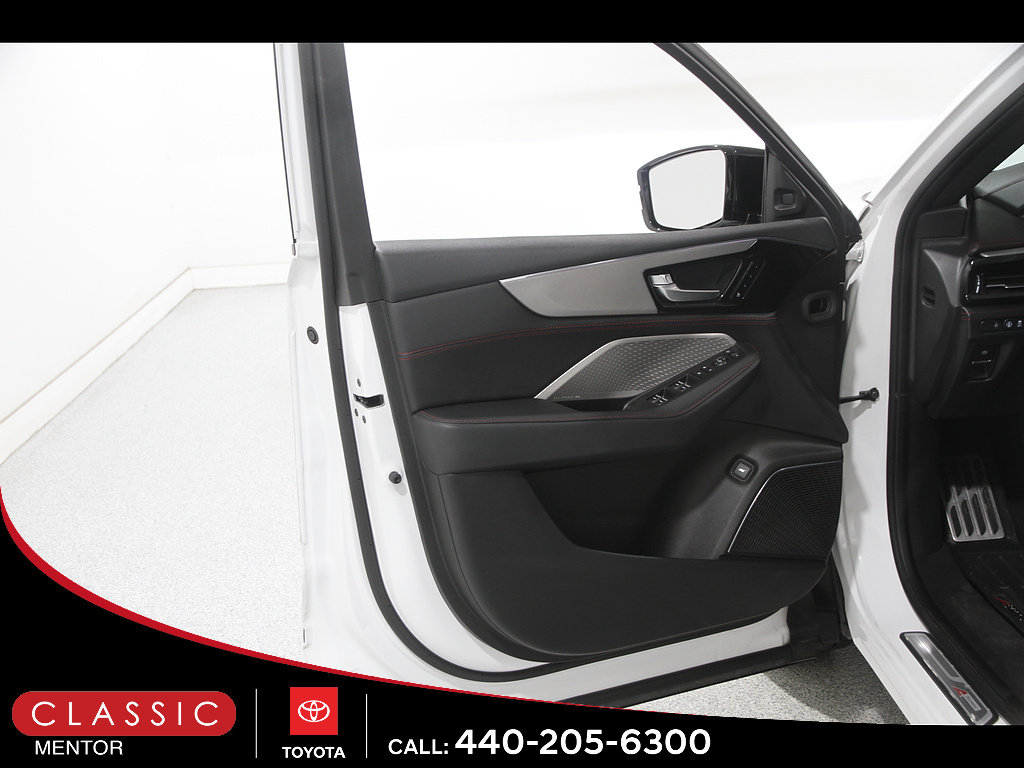 Used 2022 Acura MDX A-Spec AWD/4WD image 4