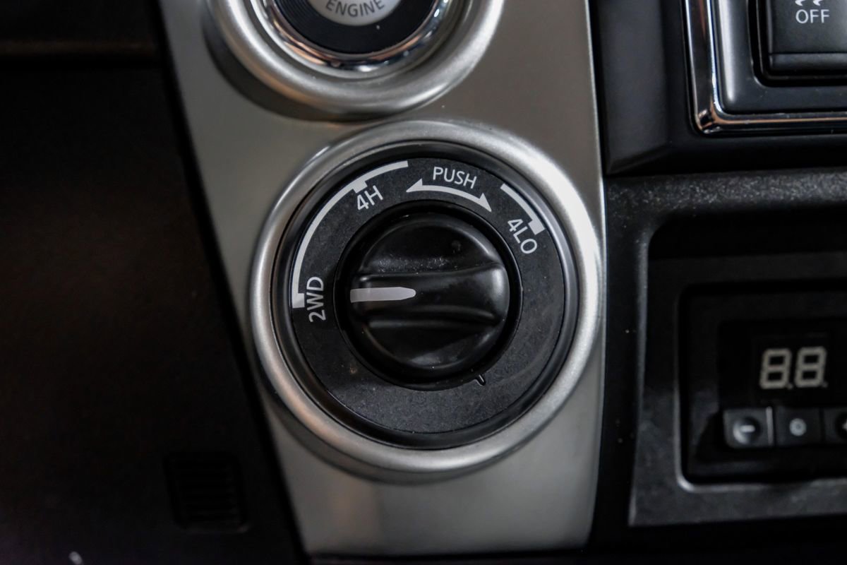 Used 2019 Nissan Titan PRO-4X image 24