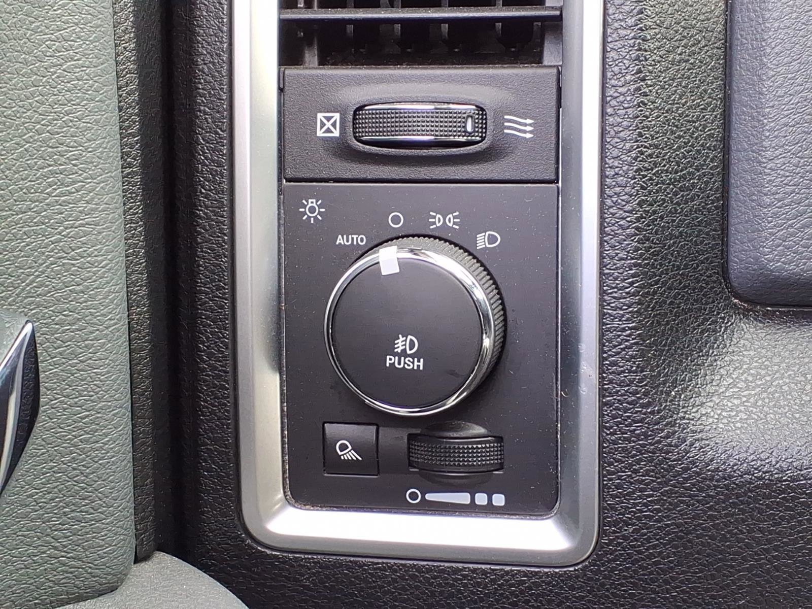 Used 2016 RAM 1500 Big Horn AWD/4WD image 17