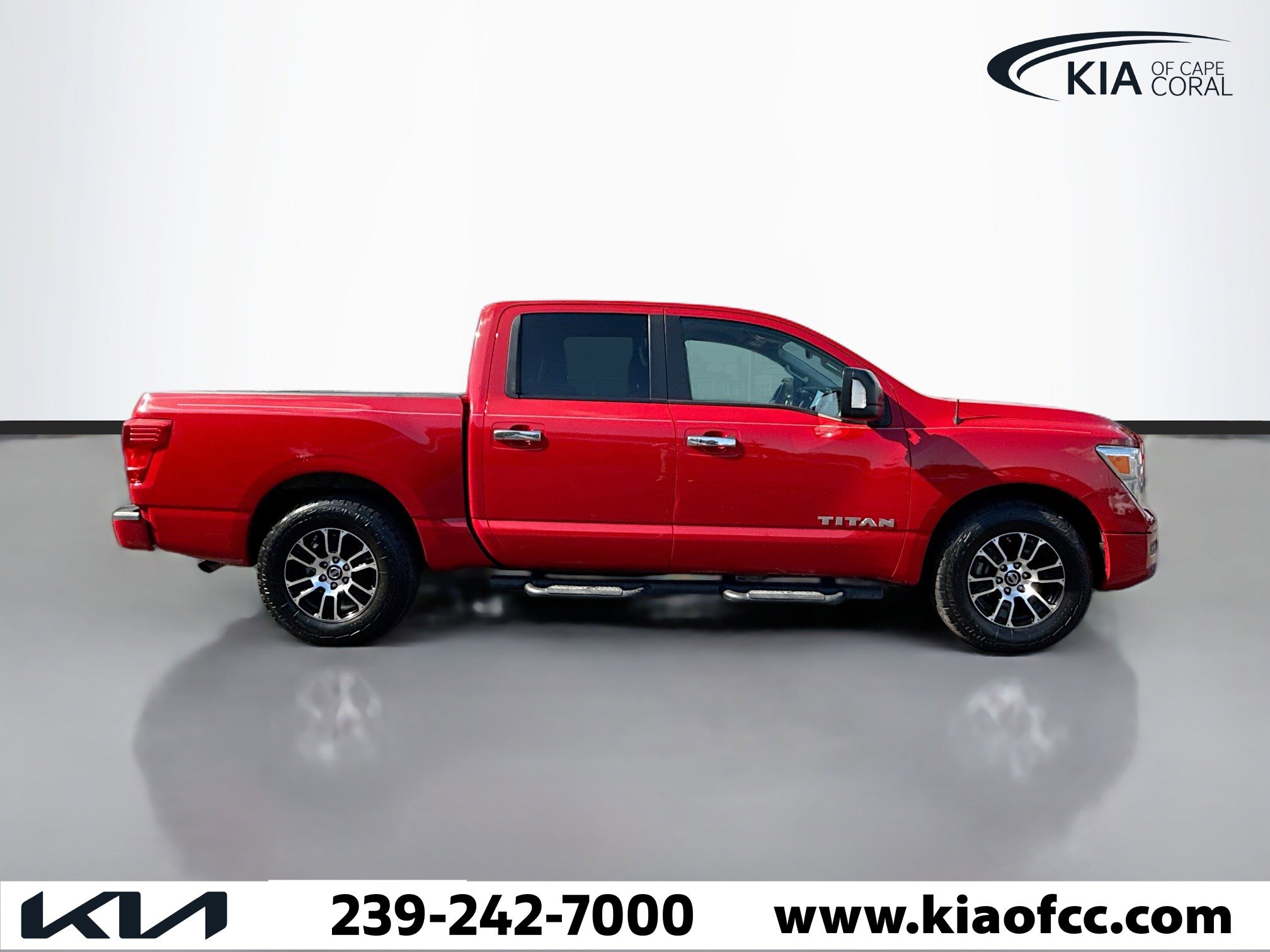 Used 2021 Nissan Titan SV w/ SV Convenience Package image 7