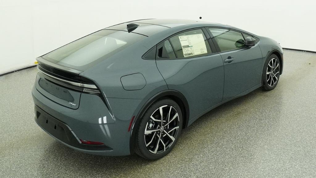 New 2026 Toyota Prius Plug-In Hybrid FWD image 35