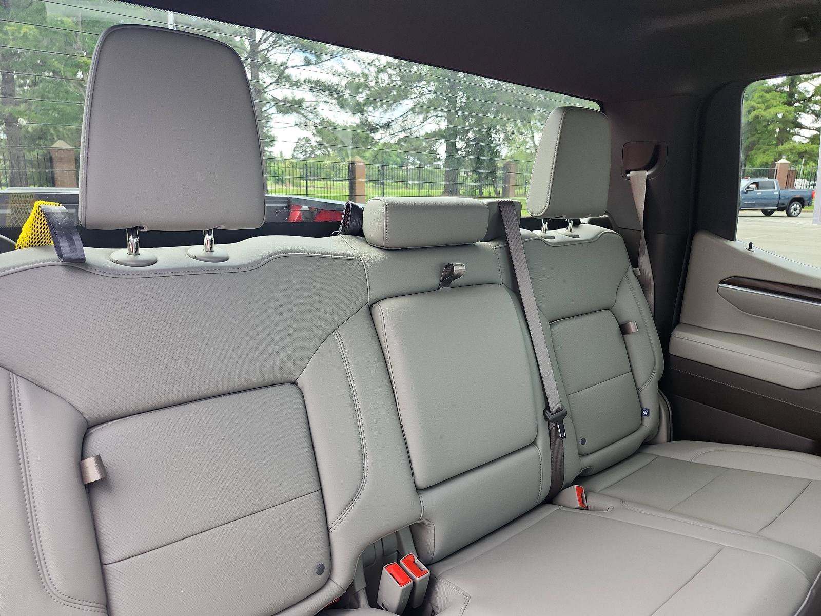 Used 2024 GMC Sierra 1500 SLT w/ SLT Premium Package AWD/4WD image 11