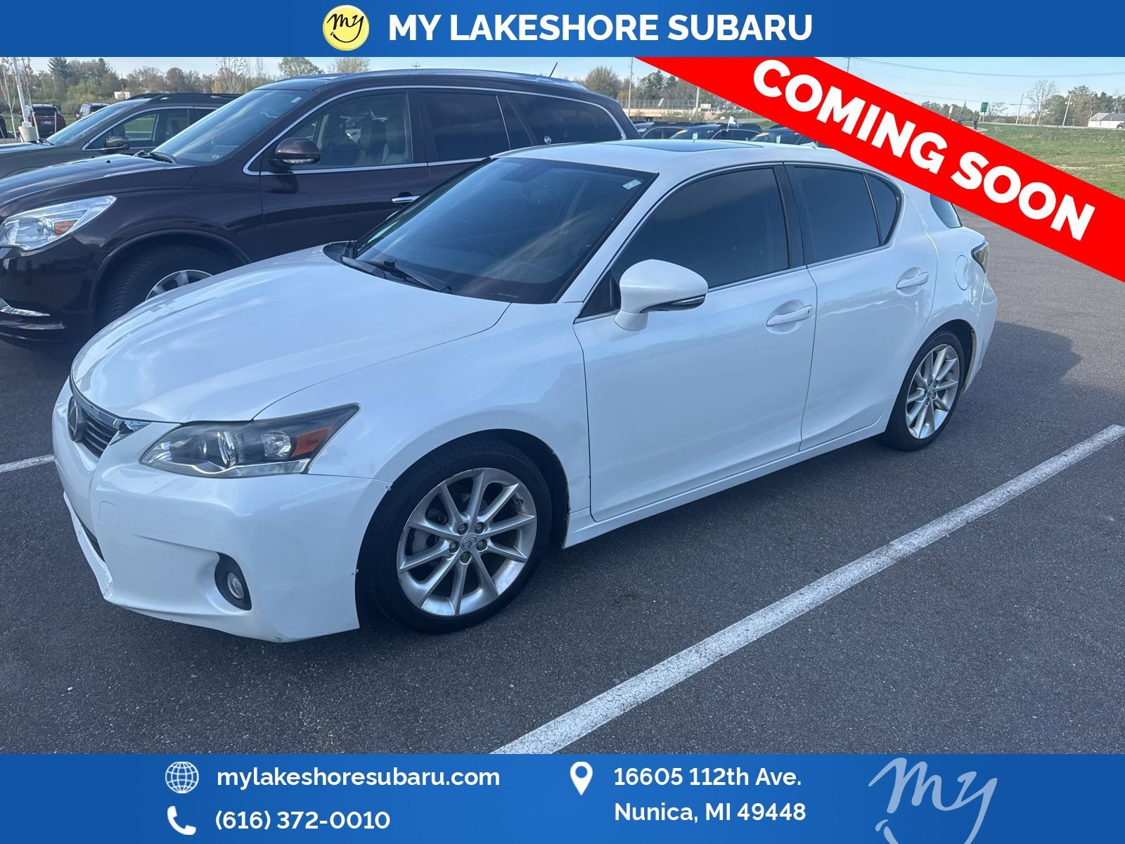 Used 2013 Lexus CT 200h w/ Premium Pkg w/Backup Camera FWD image 3
