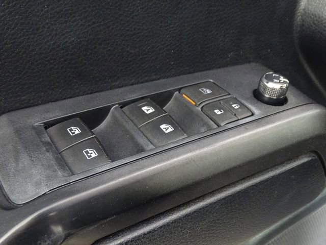 Used 2016 Toyota Tacoma TRD Off-Road w/ Towing Package image 16