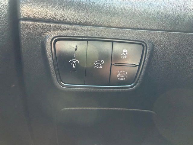 Used 2022 Hyundai Tucson Limited image 30