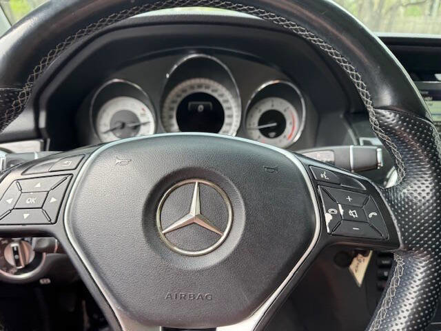 Used 2014 Mercedes-Benz GLK 250 BlueTEC 4MATIC image 40