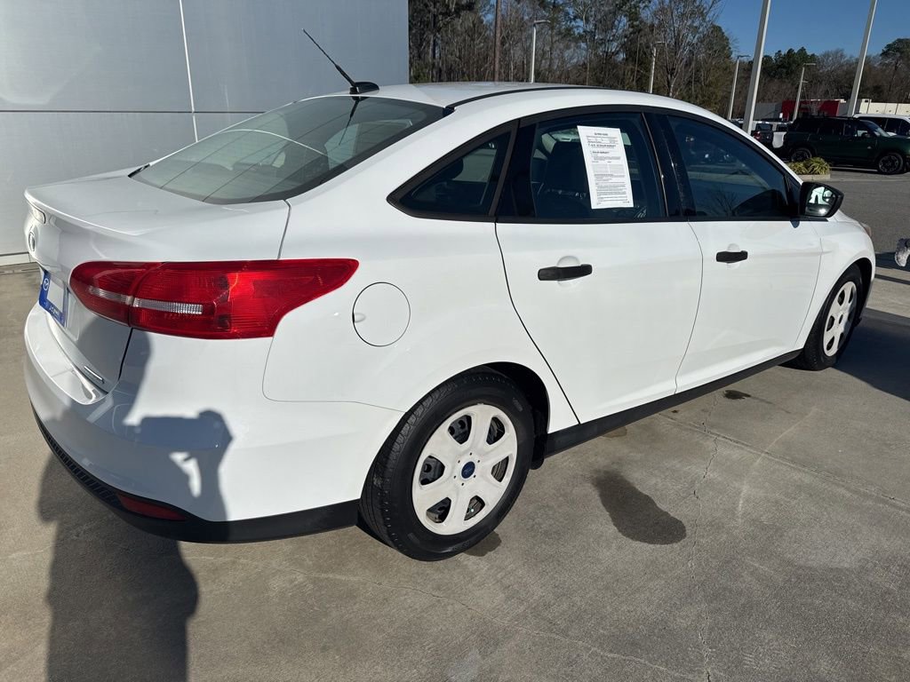 Used 2015 Ford Focus S image 6