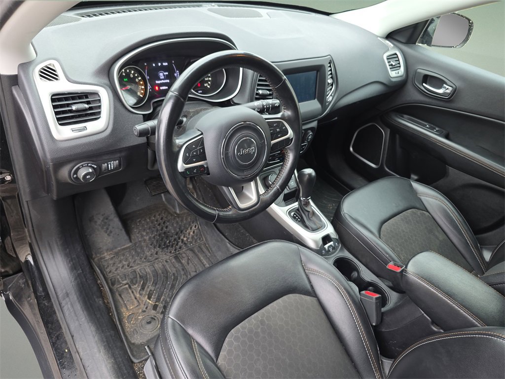 Used 2019 Jeep Compass Latitude image 20